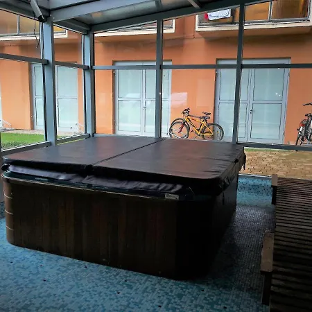 Hanga Apartman Apartment